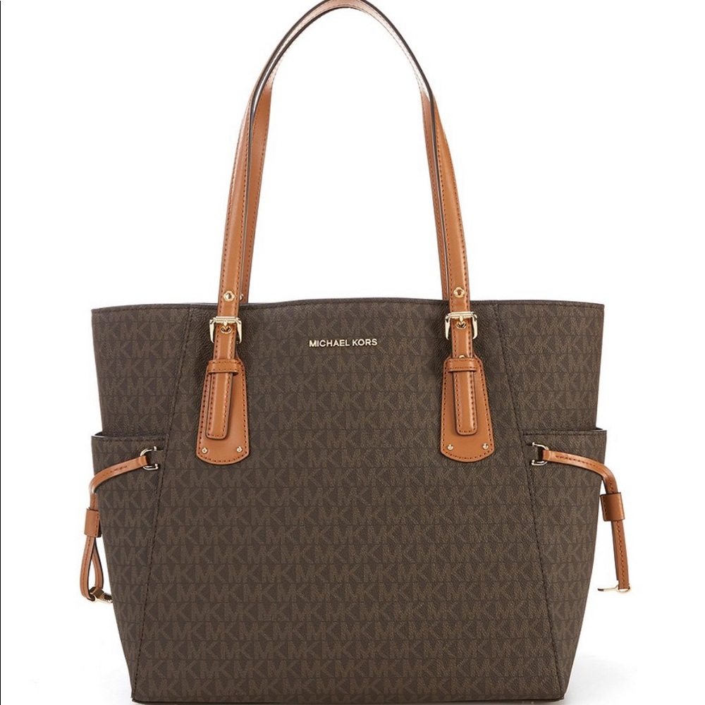Michael Kors Signature Voyager Tote